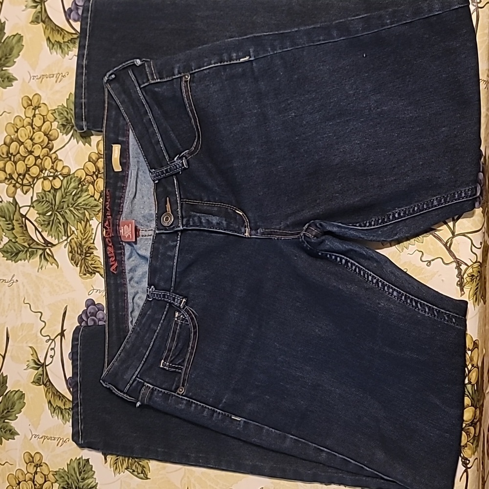 ARIZONA JEAN CO SKINNY JEANS JR SIZE 9 SHORT